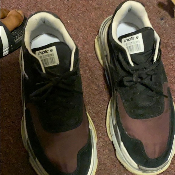 Balenciaga triple s - Picture 1 of 3